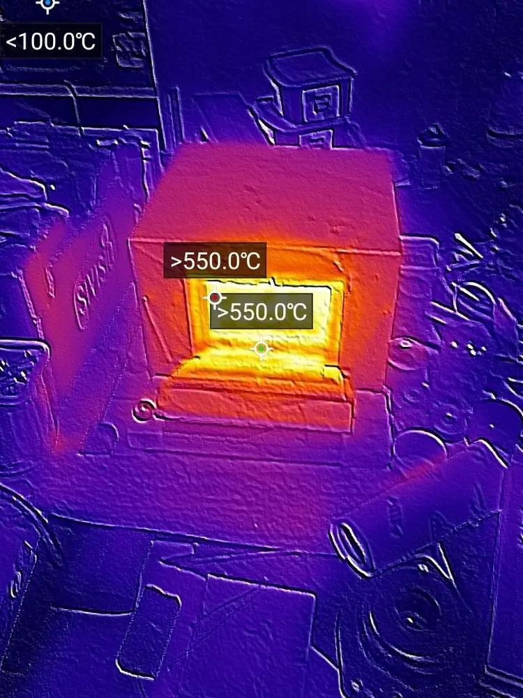 Im Ofen ist es heißer als 550°C